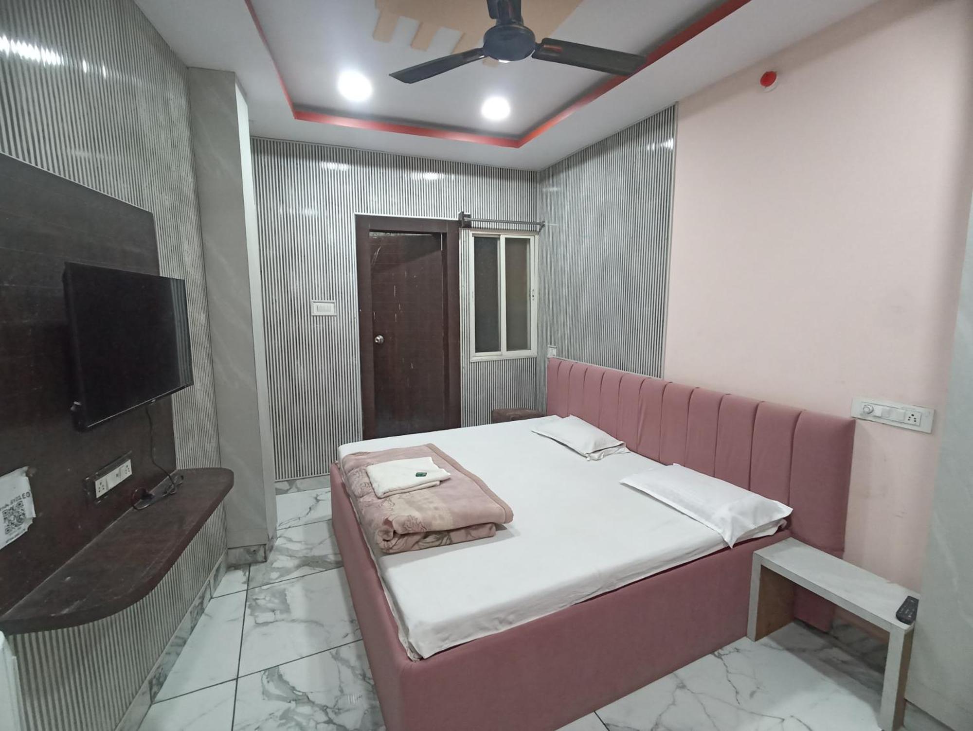 Hotel Shree Krishna Palace Ujjain Exterior foto